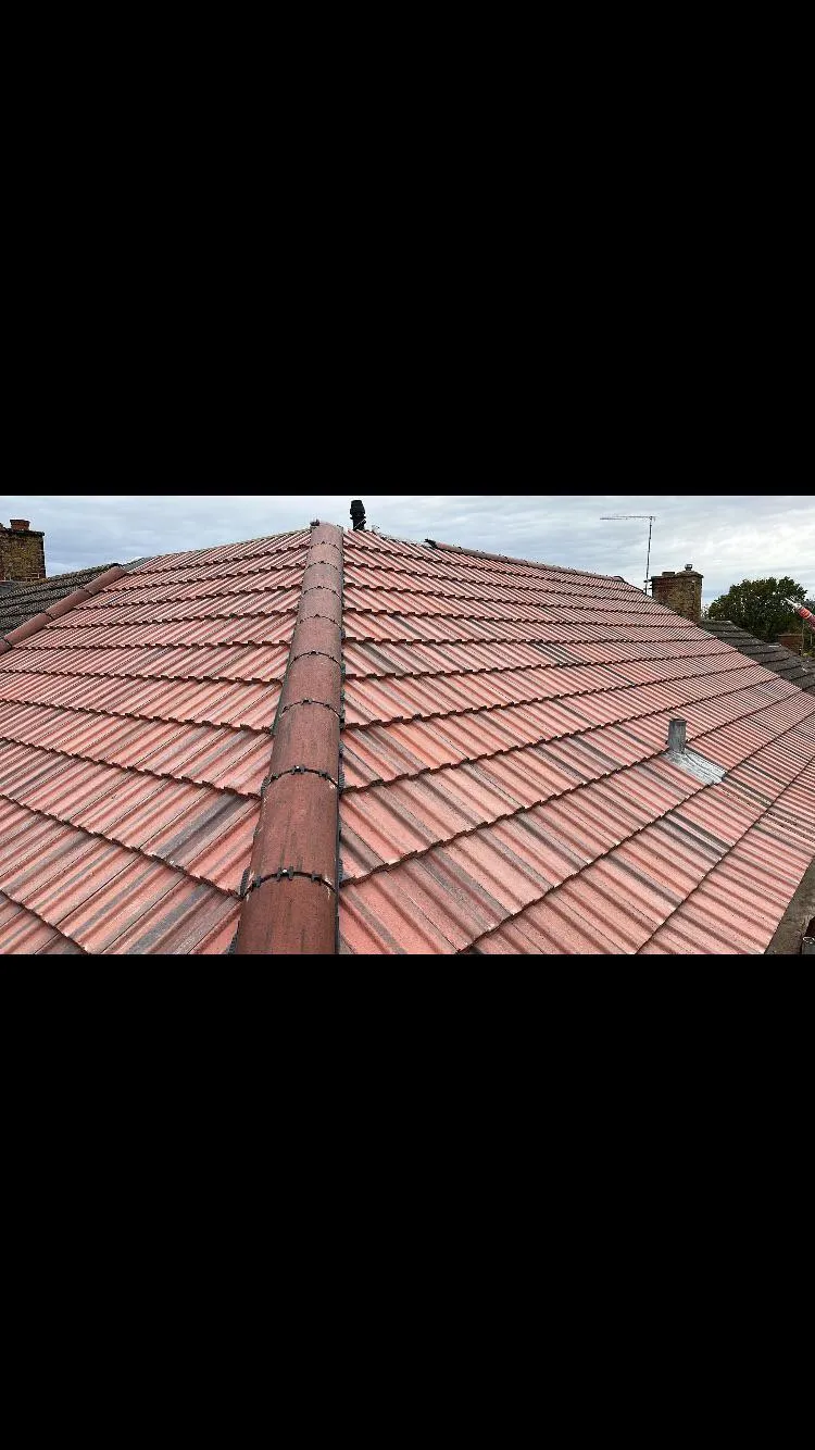 E FIX ROOFING LTD