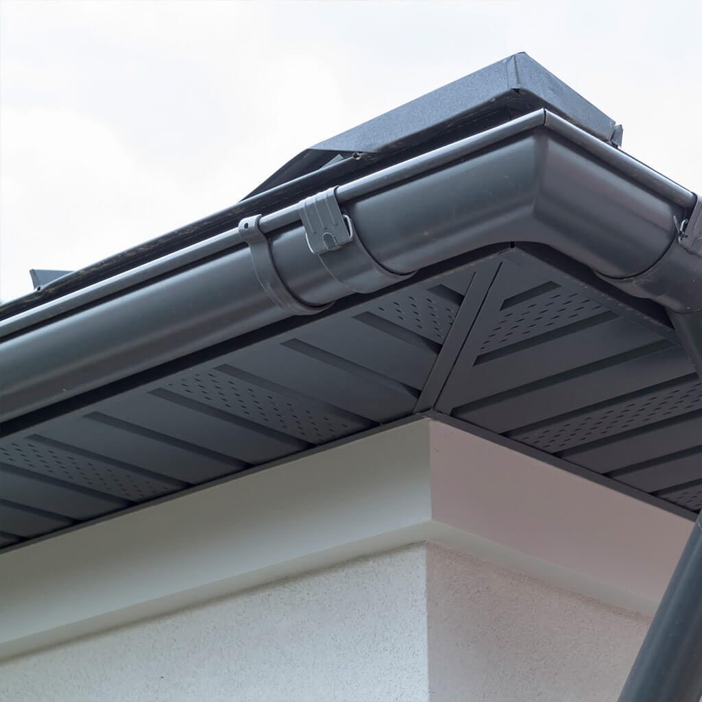 Local gutter cleaning company Berkshire, Hampshire & Wiltshire